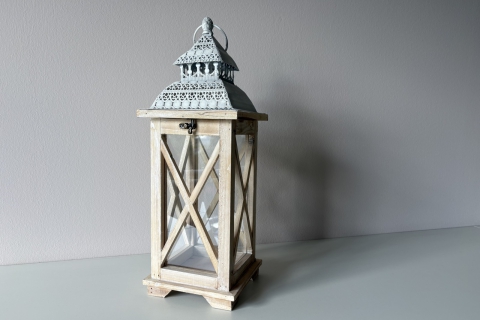Deko Laterne aus Holz, Metall und Glas (16x16x48cm)